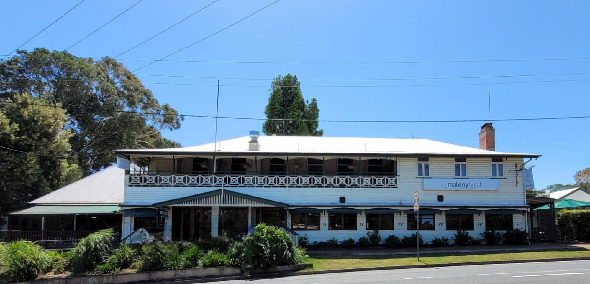 Maleny Hotel Exterior photo